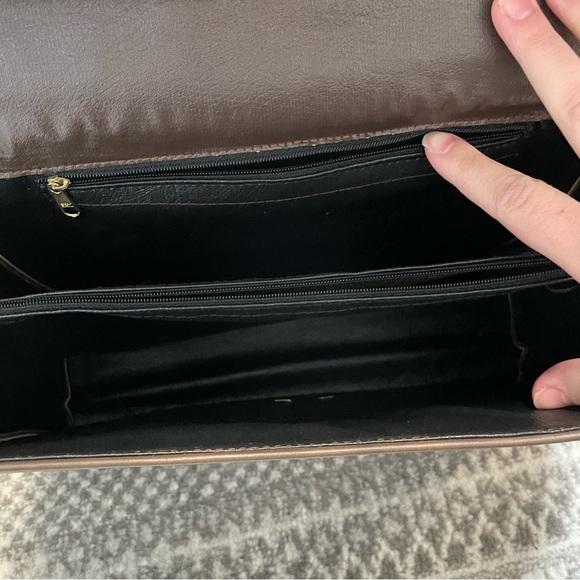 Vintage academia briefcase purse turn lock brown leather crossbody - Picture 4 of 4